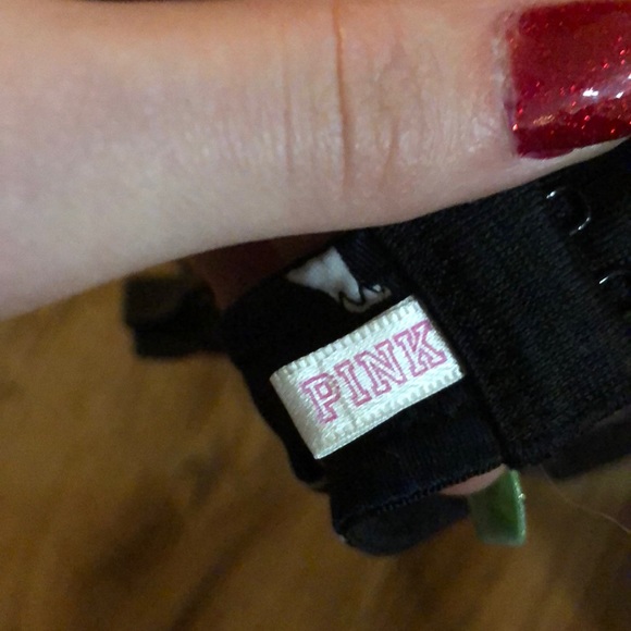 VS Pink Bra - Picture 4 of 4